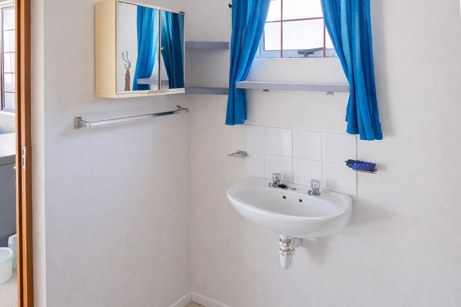 3 Bedroom Property for Sale in McDougall